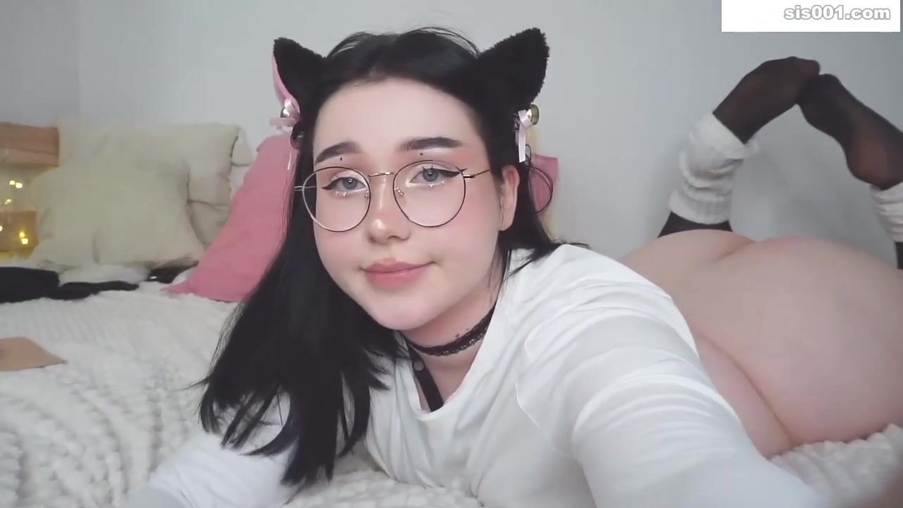 【stripchat】极品御姐「scarletshad」黑丝肥臀近距离插屌，大屁股一晃一晃的太诱人了